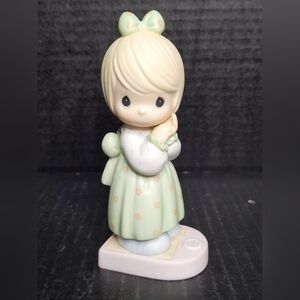 1999 Enesco Precious Moments Porcelain Figurine I'll Weight For You #521469